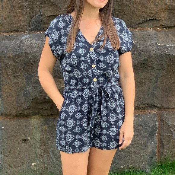 Geo Romper - Picture 1 of 5